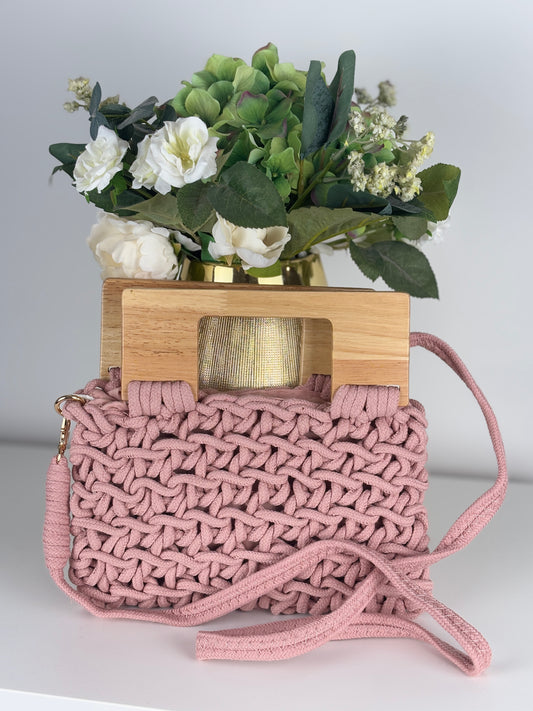 Bolso trenzado rosa