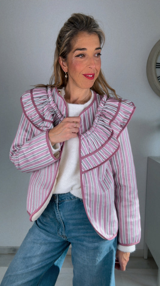 Chaqueta acolchada volante