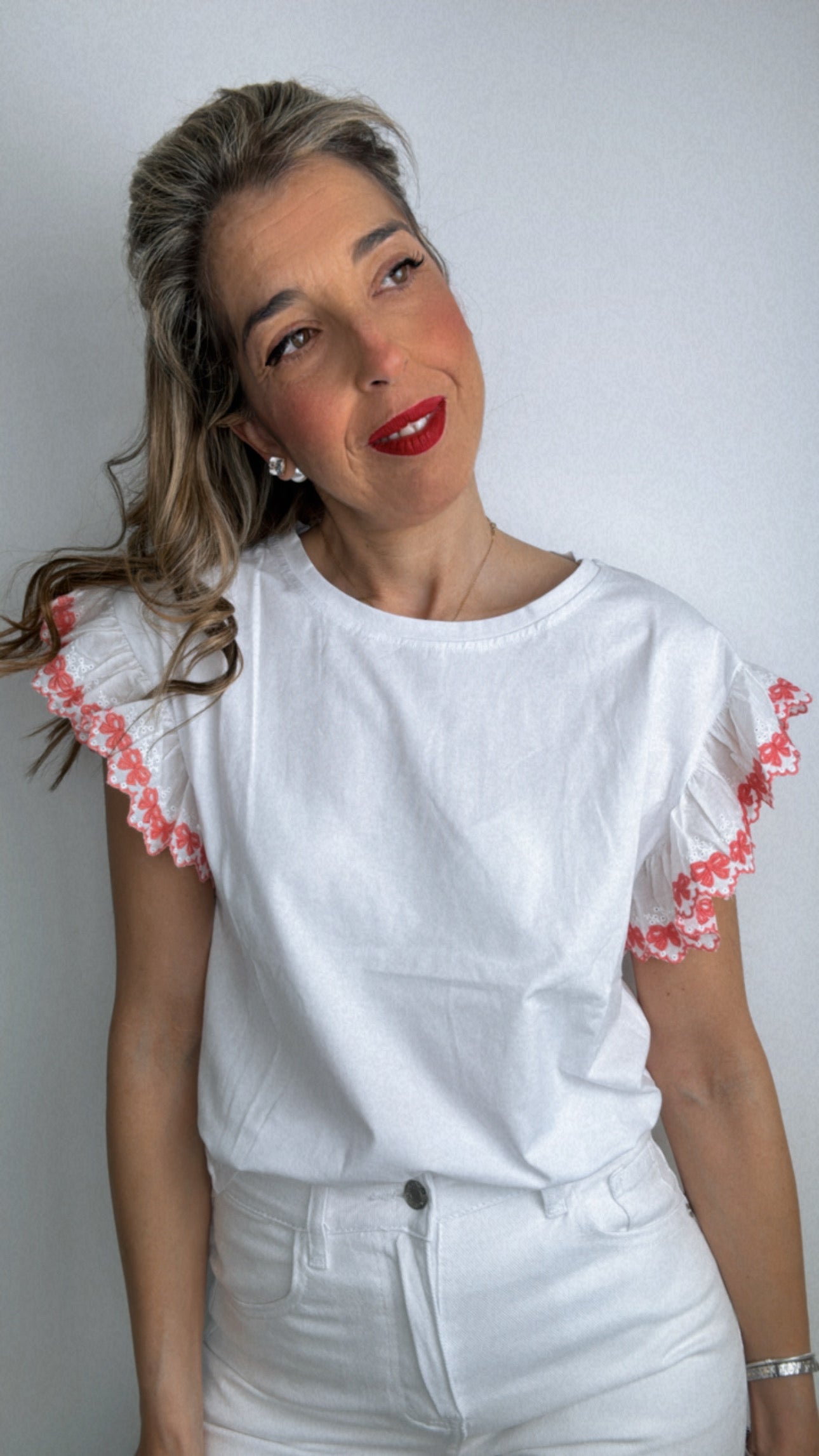 Camiseta manga corta volante rosa