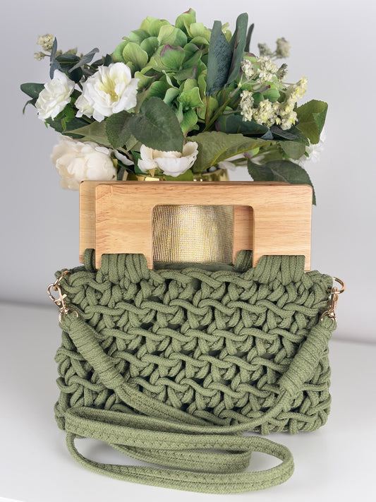 Bolso trenzado verde