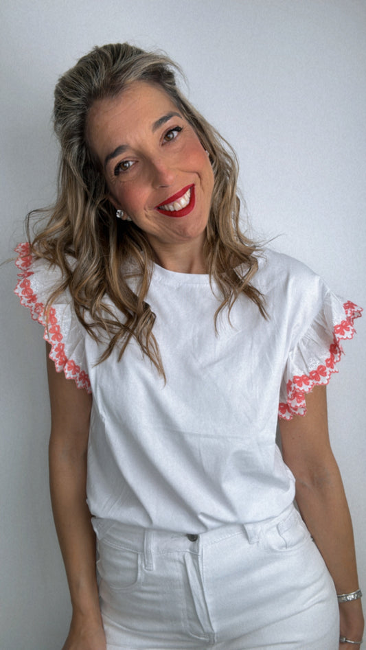 Camiseta manga corta volante rosa