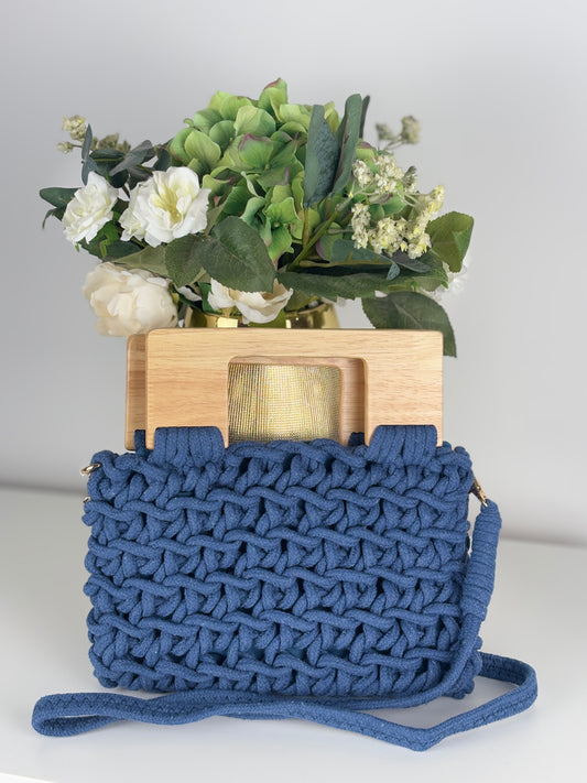 Bolso trenzado azul