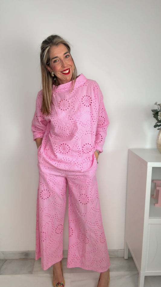 Pantalón bordado inglés rosa