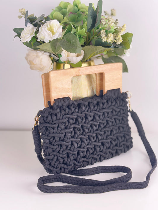 Bolso trenzado negro