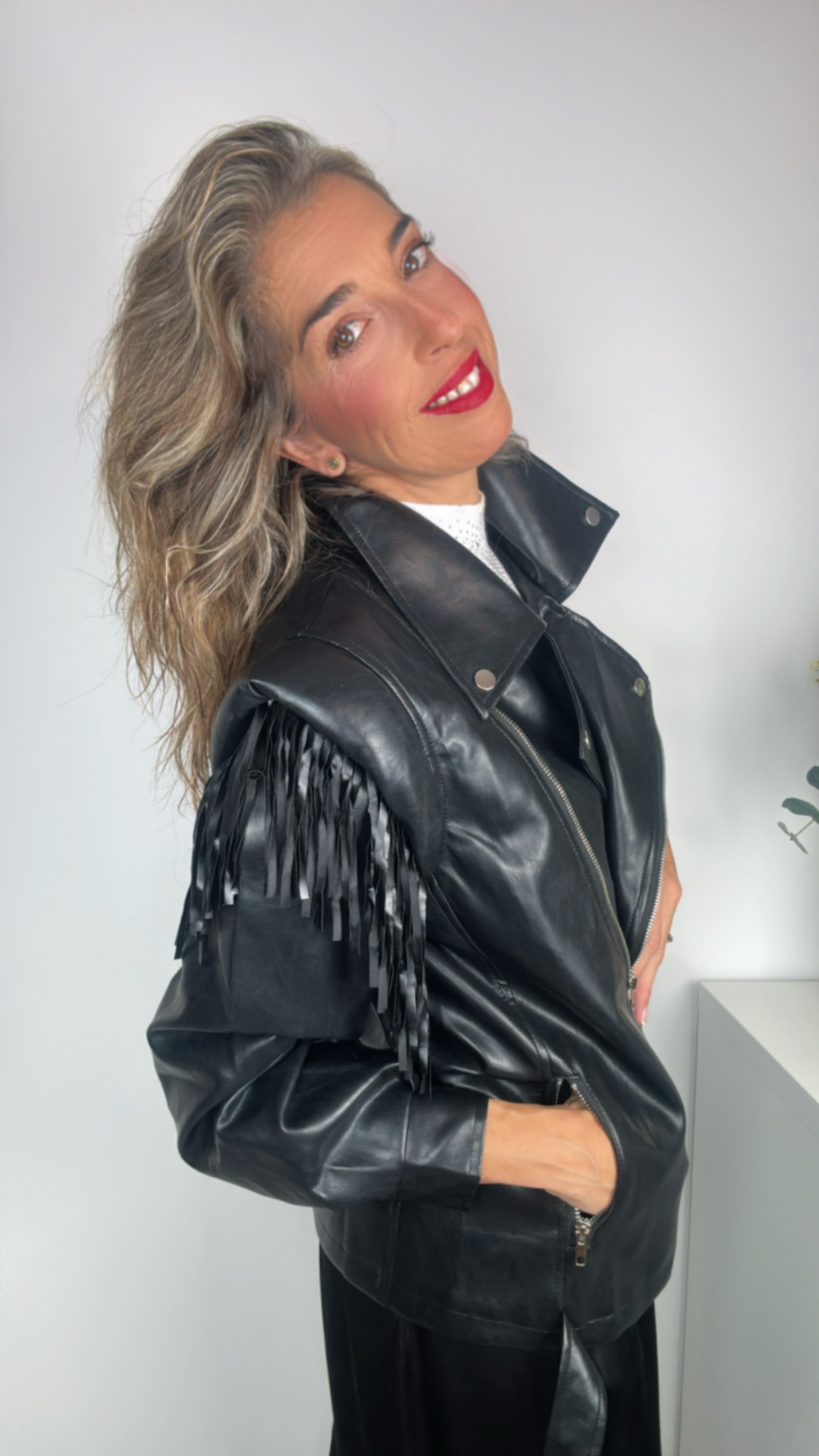 Cazadora Biker flecos