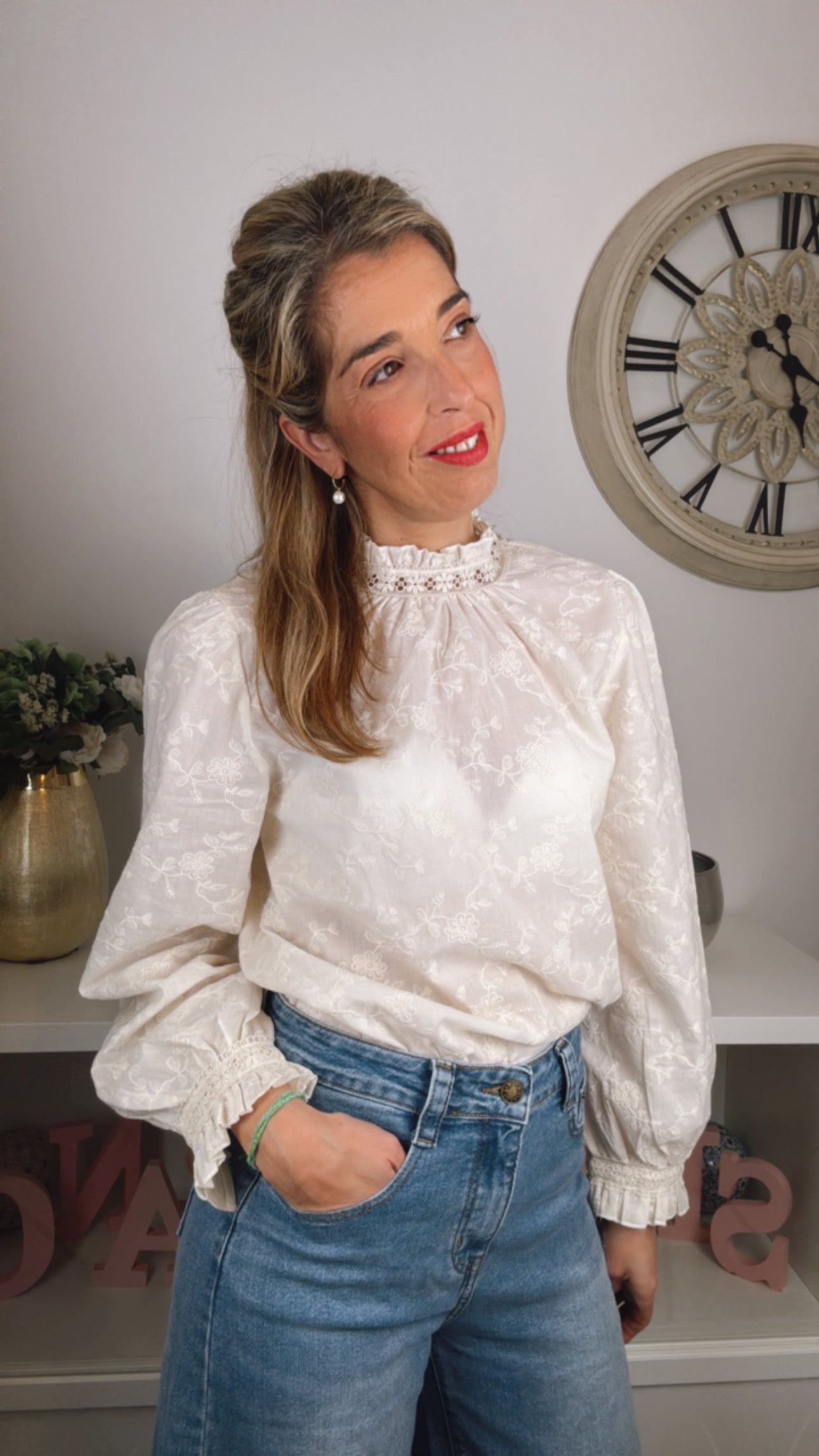 Blusa bordada blanco Roto