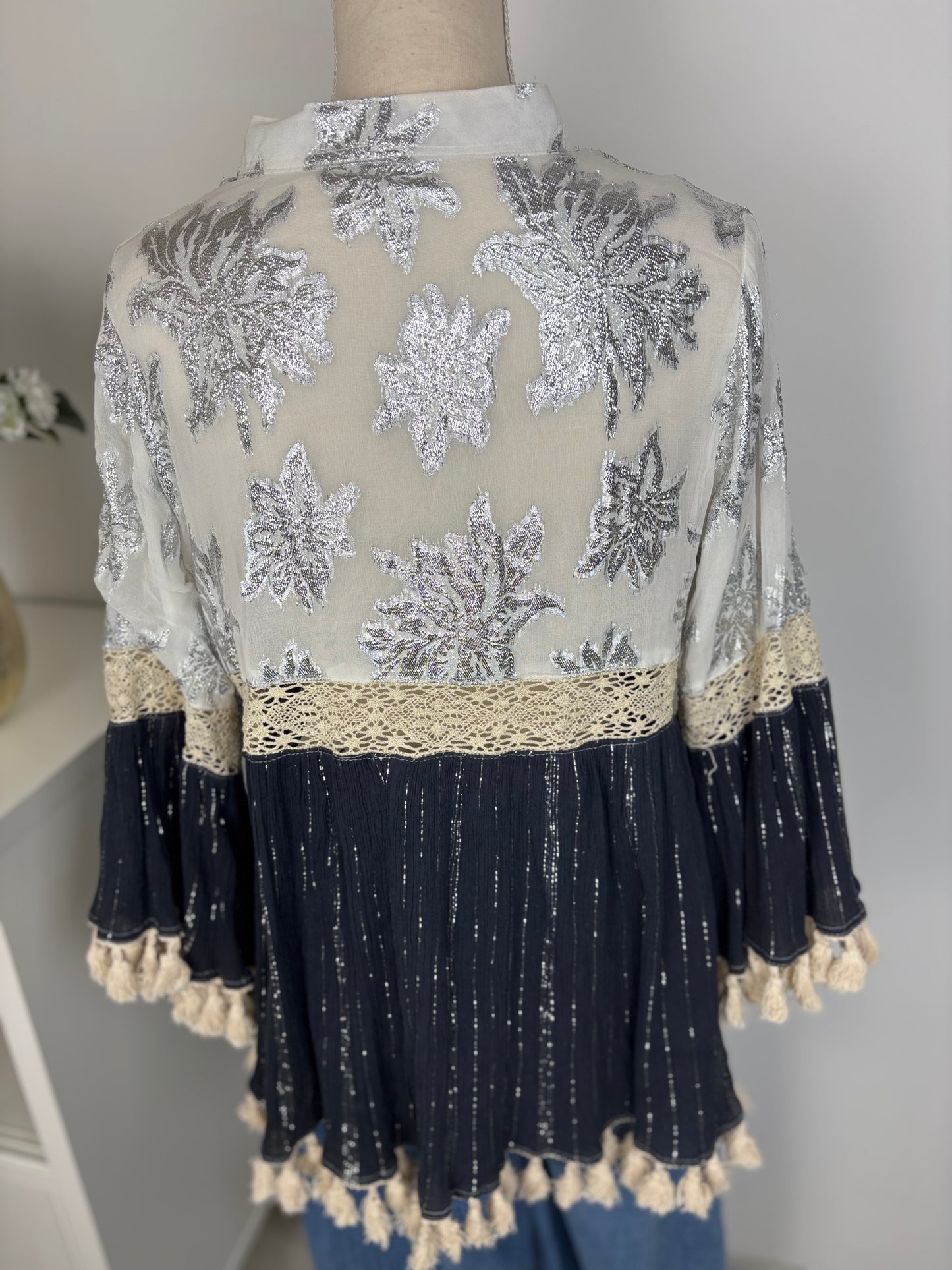 Blusa negra boho